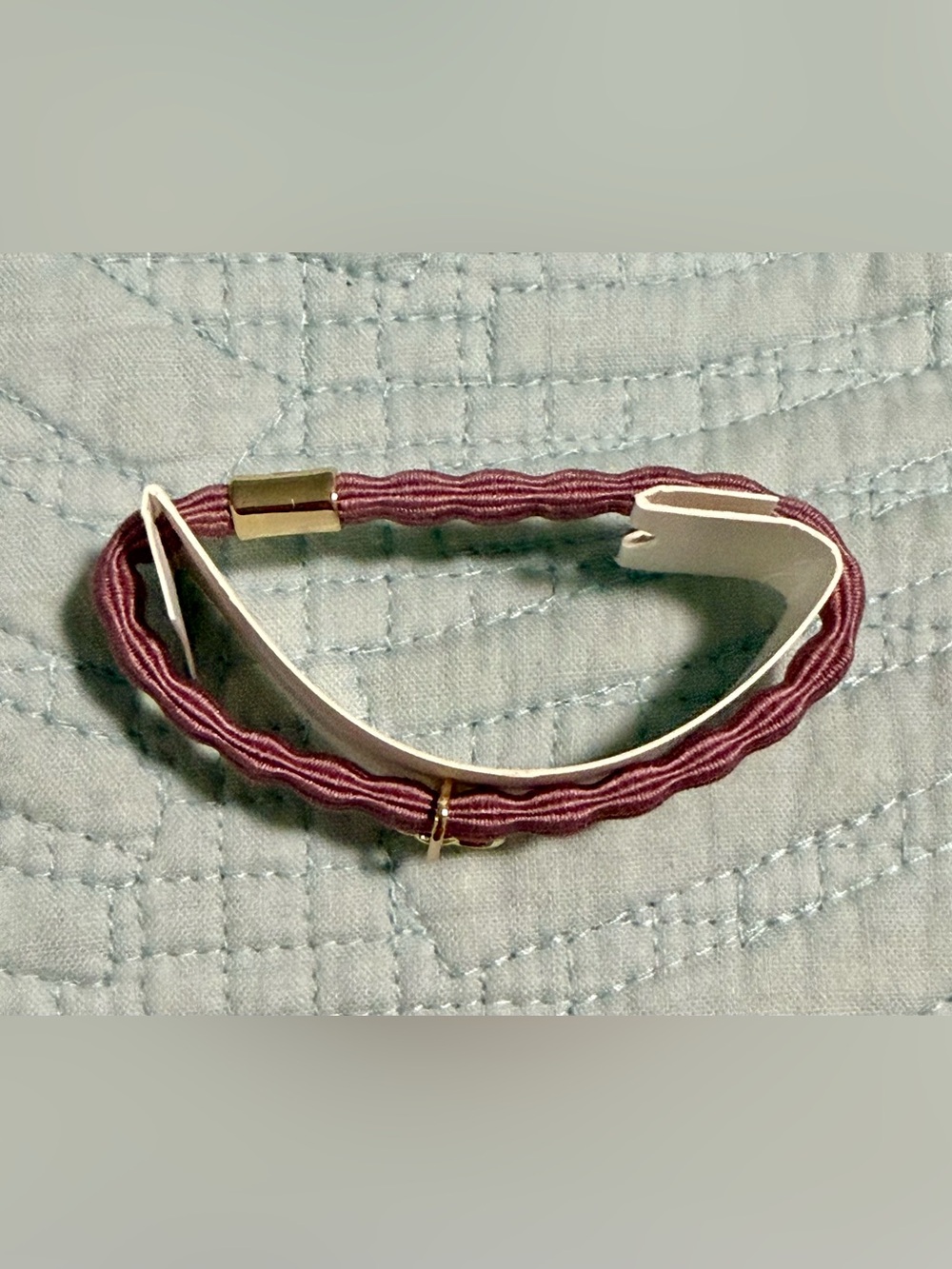 lululemon, NWT, elastic hair tie or bracelet features Heart Charm lululemon logo - Picture 5 of 5